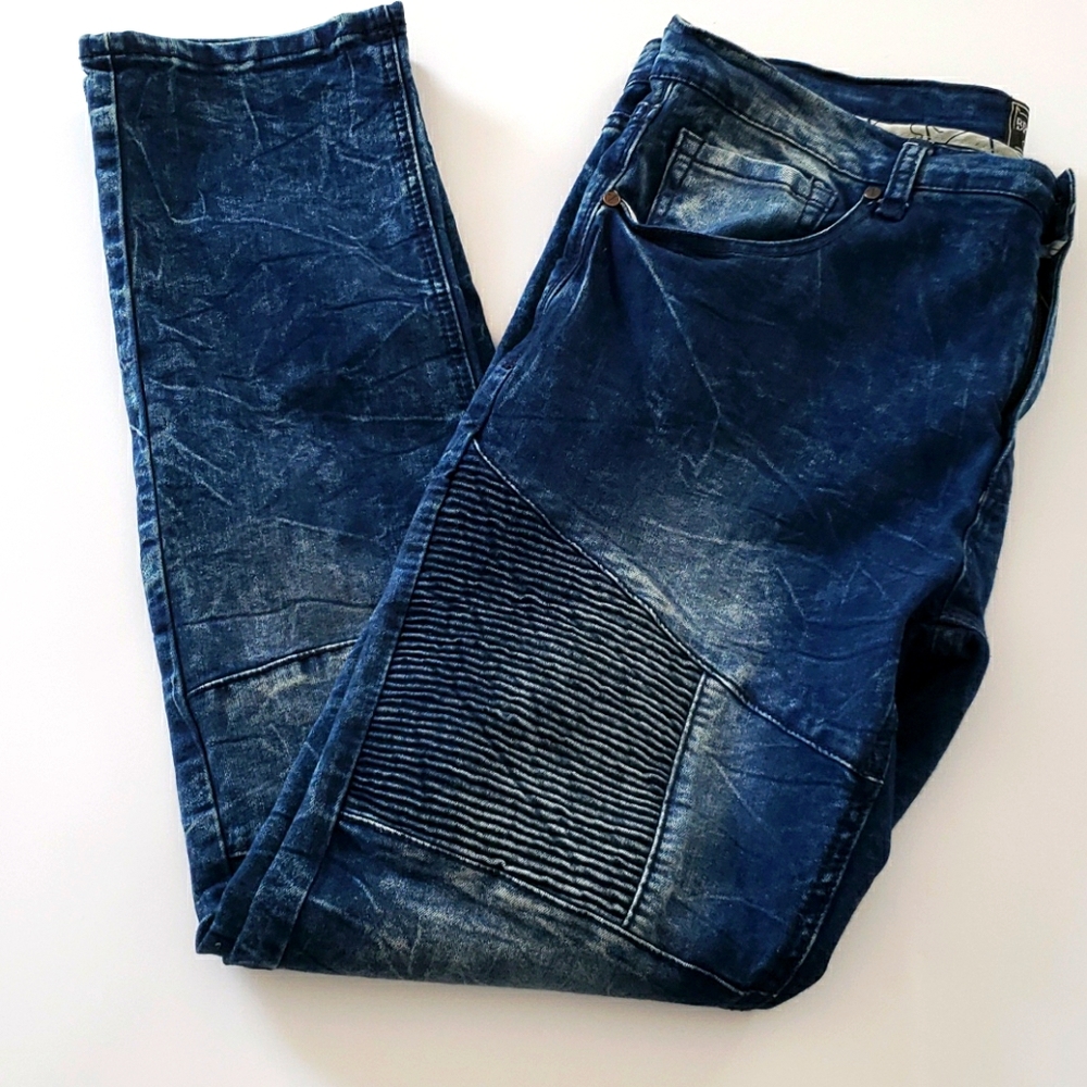 Broken Threads Jeans Slim Fit Straight Leg Size 34